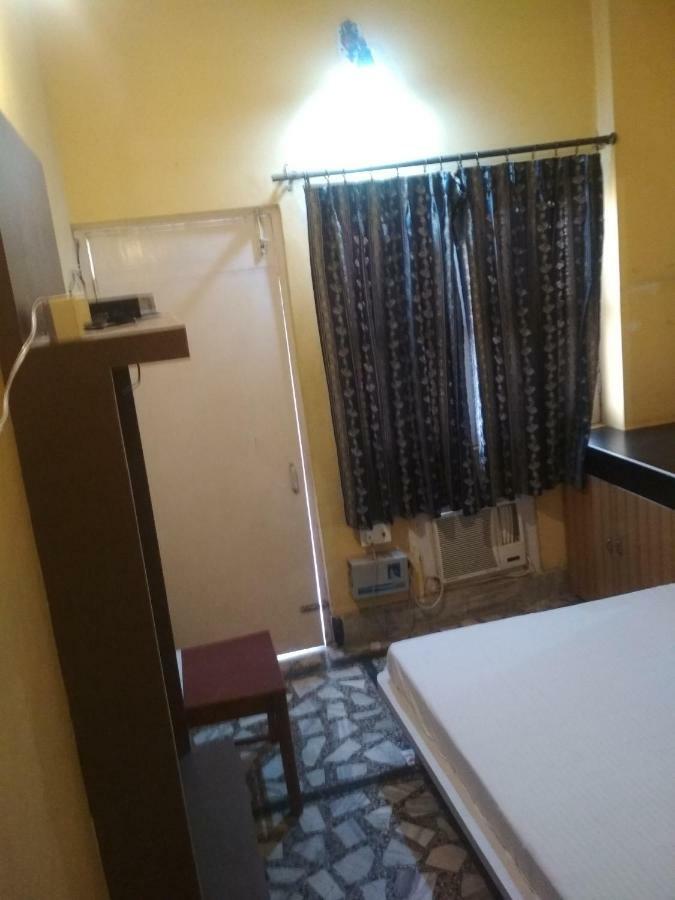 Leela Guest House Varanasi Exterior foto
